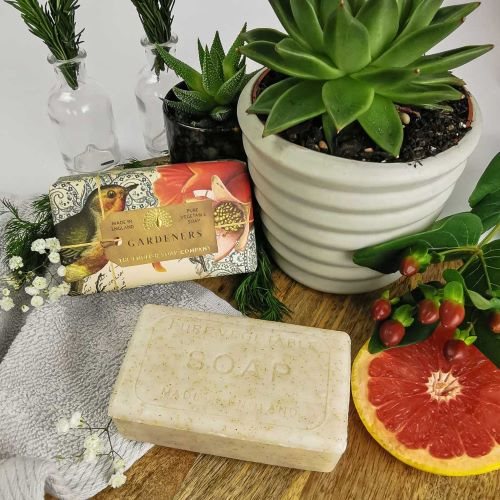 Anniversary Soap - Gardeners Exfoliating 190g