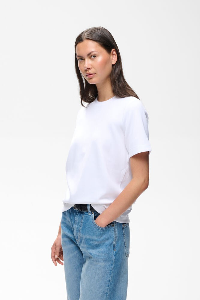 VincentIW Karmen tshirt