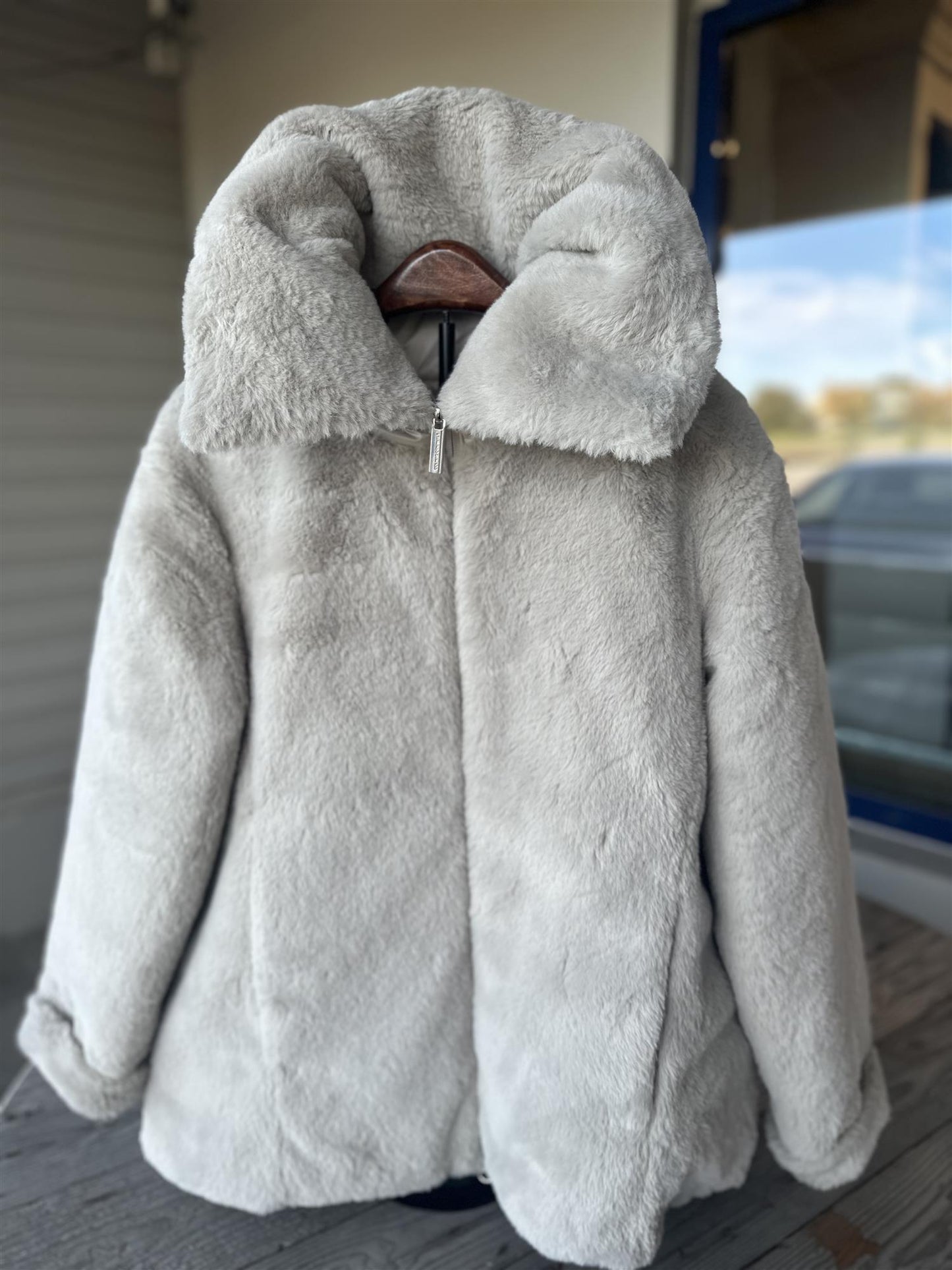 Reversible fake fur jakke