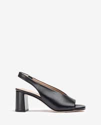 Mondy sandal