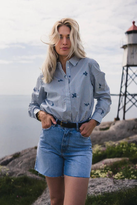 RAUSIda Maja Shirt STP EMB B Wht/Q Har Flw